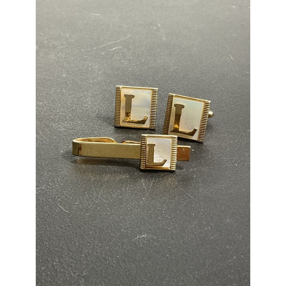 Gold Tone Mother of Pearl  Initial L Cufflinks & Tie Clip Set